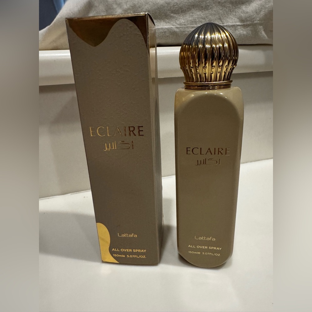 Eclaire Gold All Over Spray by Lattafa